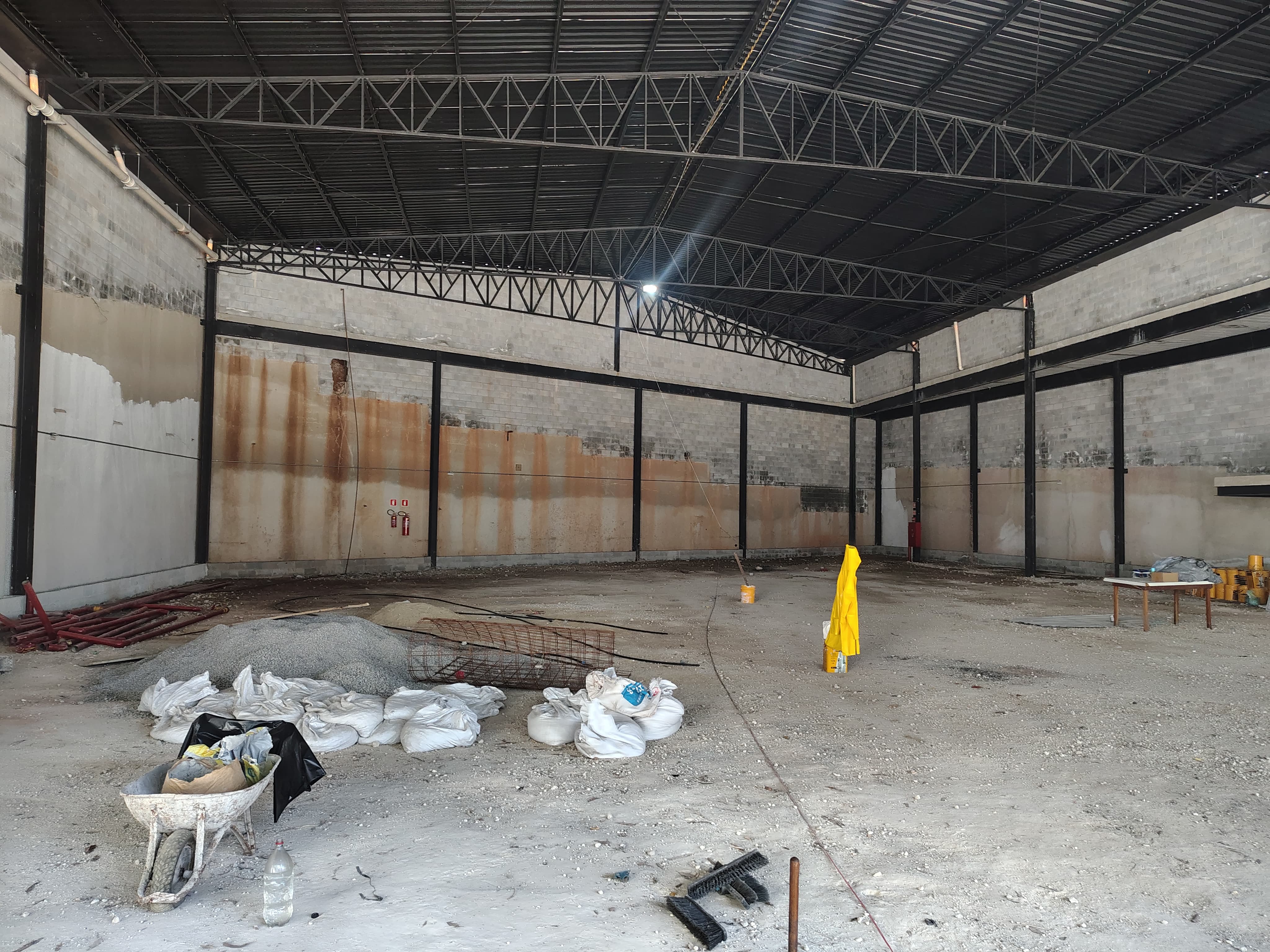 Galpão, 900m² - Vila Jacuí/SP