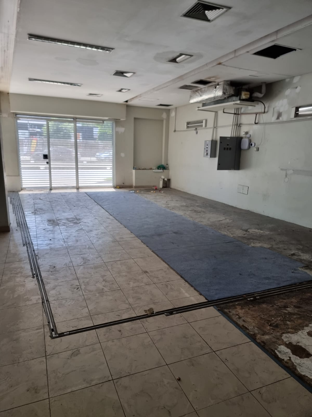 Galpão, 1250m² - Taquara/RJ