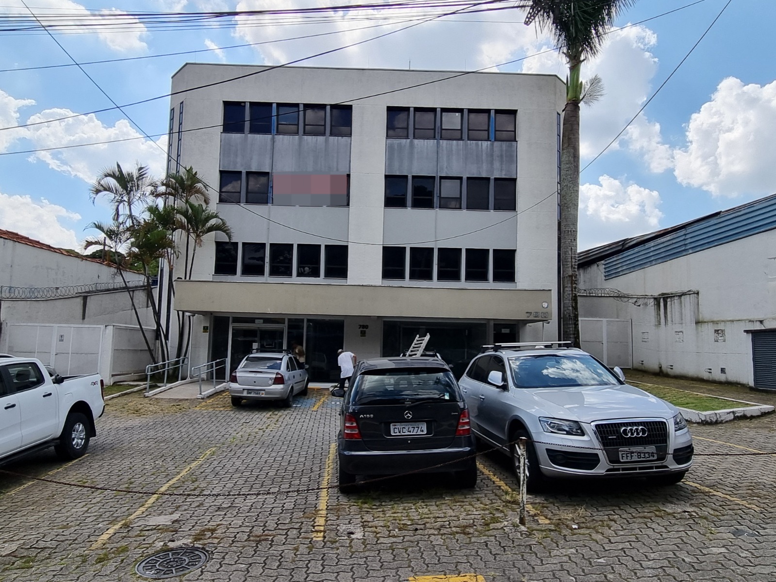 Salão Comercial, 1000m² - Butantã/SP
